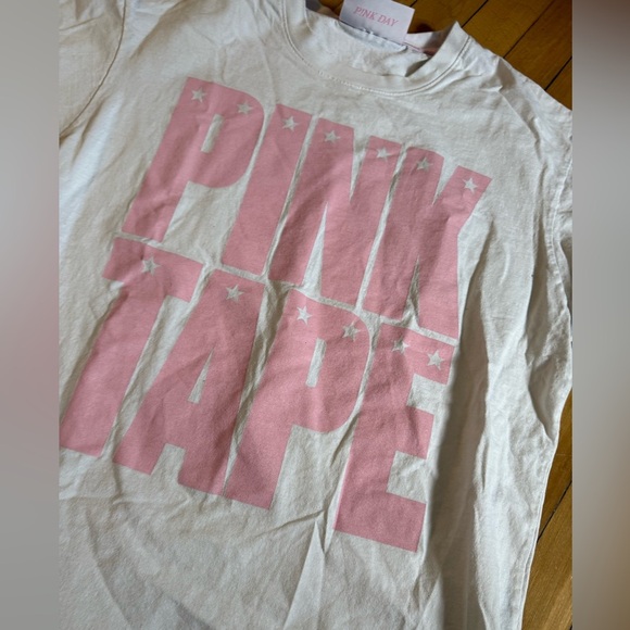 Lil Uzi Vert Pink Tape LIMITED EDITION RARE T-SHIRT PROMO EXCLUSIVE - Picture 6 of 7